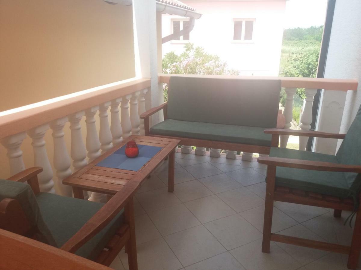 Apartman Nin-Dodo Exteriér fotografie