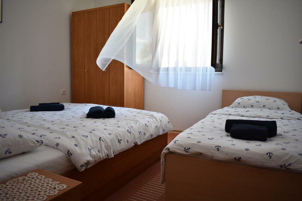 Apartman Nin-Dodo Exteriér fotografie