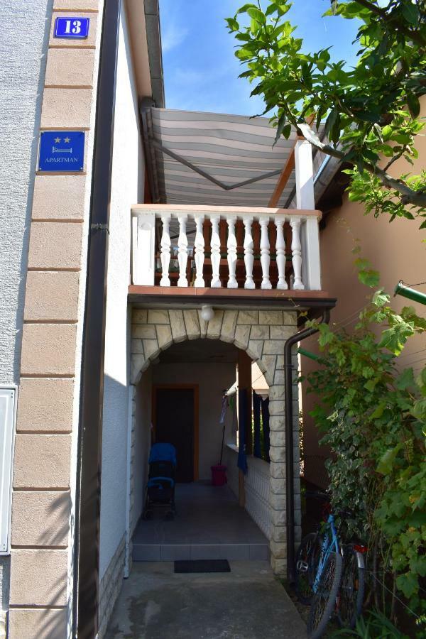 Apartman Nin-Dodo Exteriér fotografie